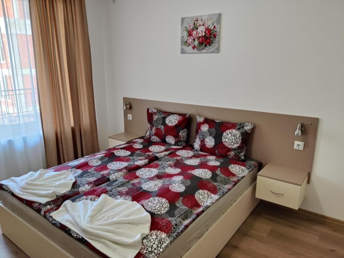 Villa Rossa Ravda Exteriér fotografie